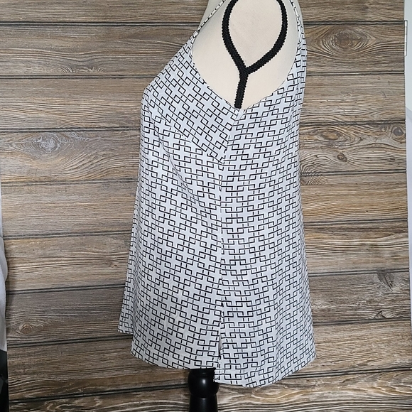 WHBM Reversible tank top! - Picture 3 of 9